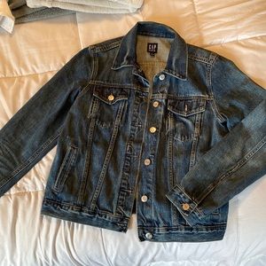 Medium Gap denim jacket